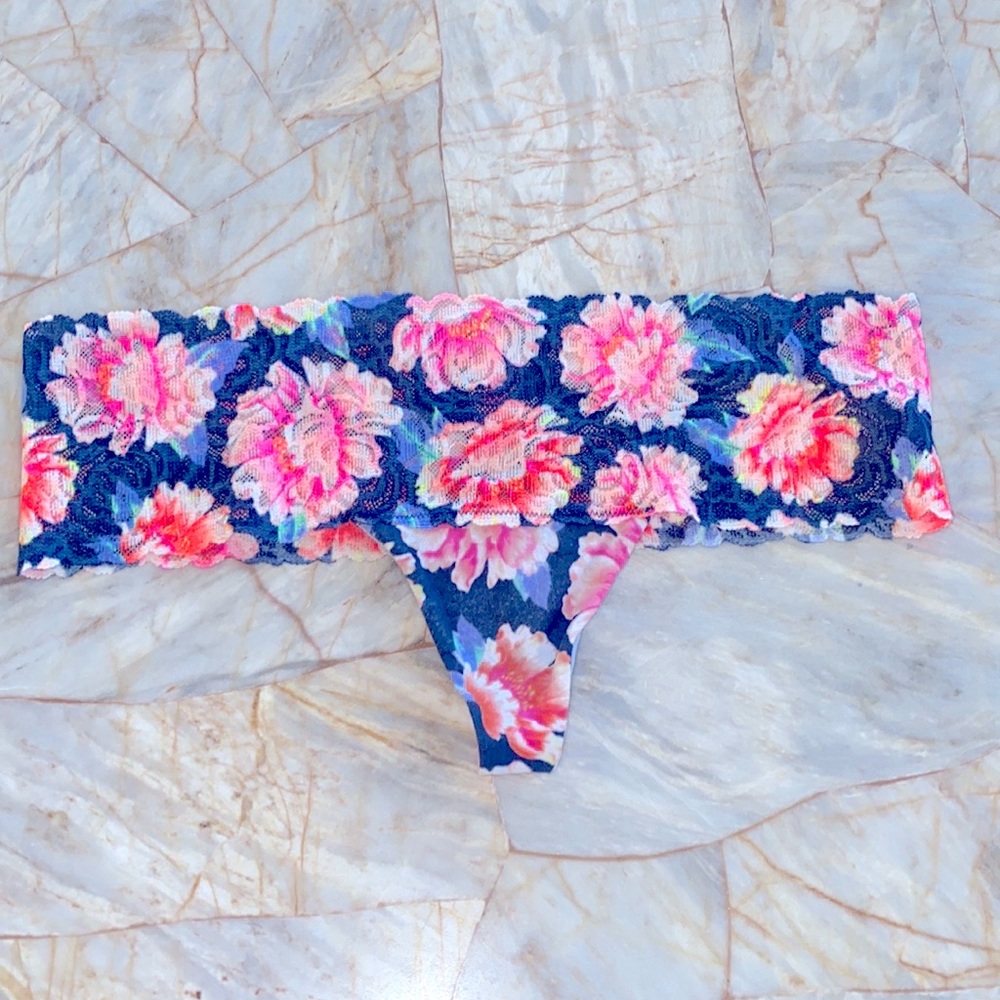 VS Pink‎ LOGO HIPSTER PANTY SMALL